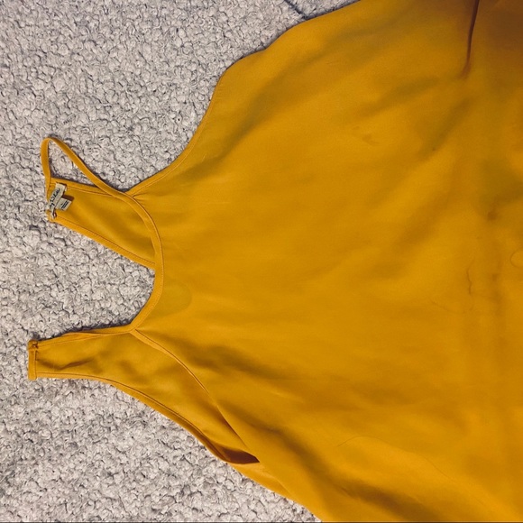 Yellow blouse - Picture 3 of 3